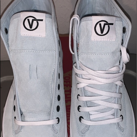 Vans - Picture 2 of 3